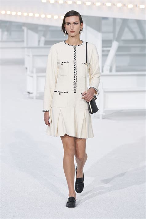 chanel kolekcja 2021|chanel runway dresses.